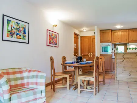 Les Capucins : Apt 2ch balcon sud-ouest, vue montagne : photo 6
