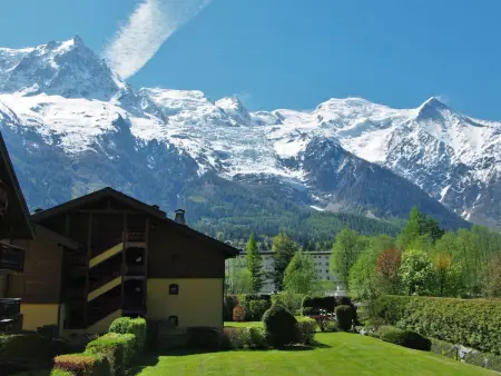 Les Capucins : Apt 2ch balcon sud-ouest, vue montagne : photo 14