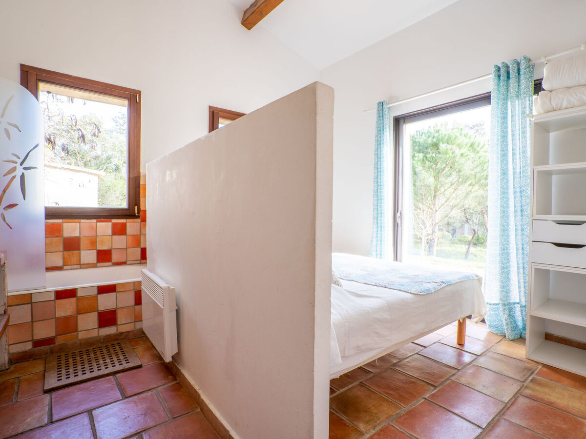 Maison Serapias - 9 pers., piscine et 10 000 m² à Cogolin - Photo 16