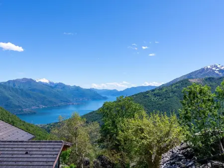 Maison Rinaldo avec vue panoramique sur le lac, Gravedona : photo 18