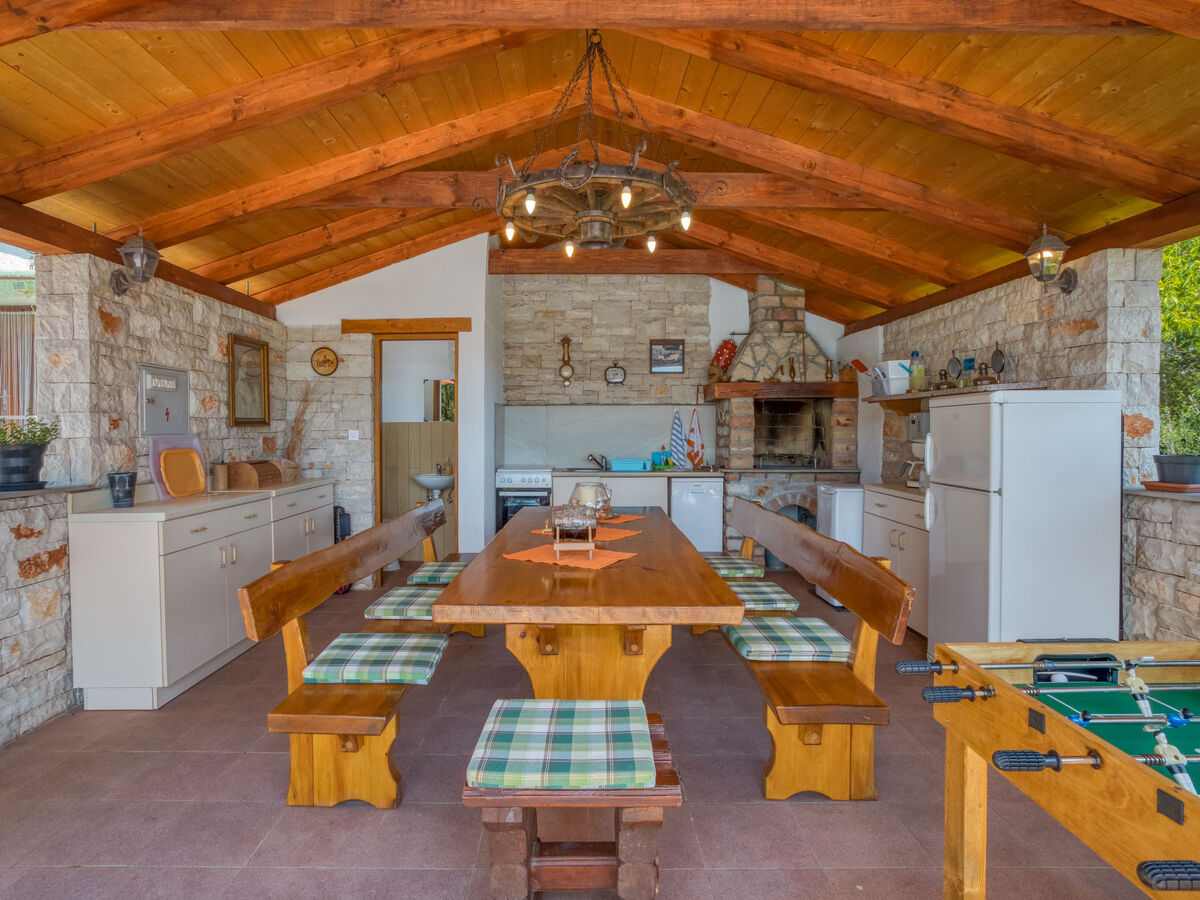 Maison Kos à Labin : 6 chambres, piscine privée - Photo 4