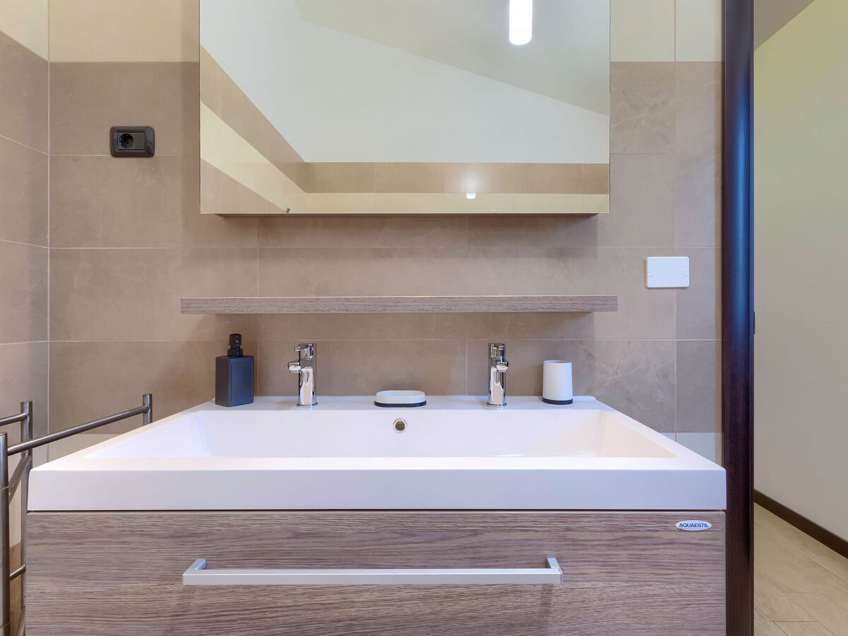 Maison Andrea avec piscine chauffée à Pula - Photo 53