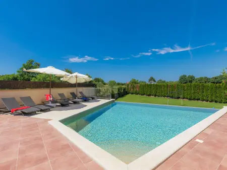 Maison Andrea avec piscine chauffée à Pula : photo 16