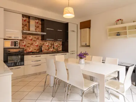 Ca del Bernardin, appartement 8 pers. à Castelveccana : photo 4