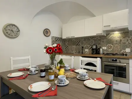 Asplanato, appartement rénové 2023 à Dolcedo - Photo 2