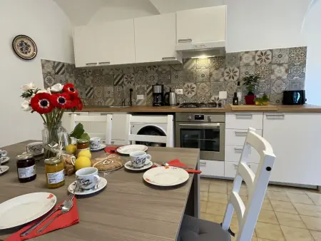 Asplanato, appartement rénové 2023 à Dolcedo - Photo 6