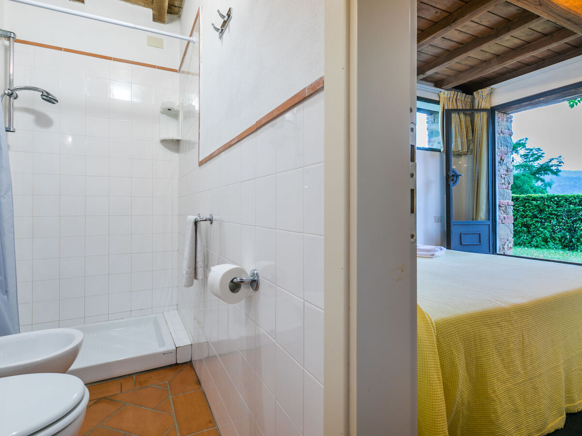 Casa di Vetro, maison 2 pièces à Pescia avec piscine - Photo 19