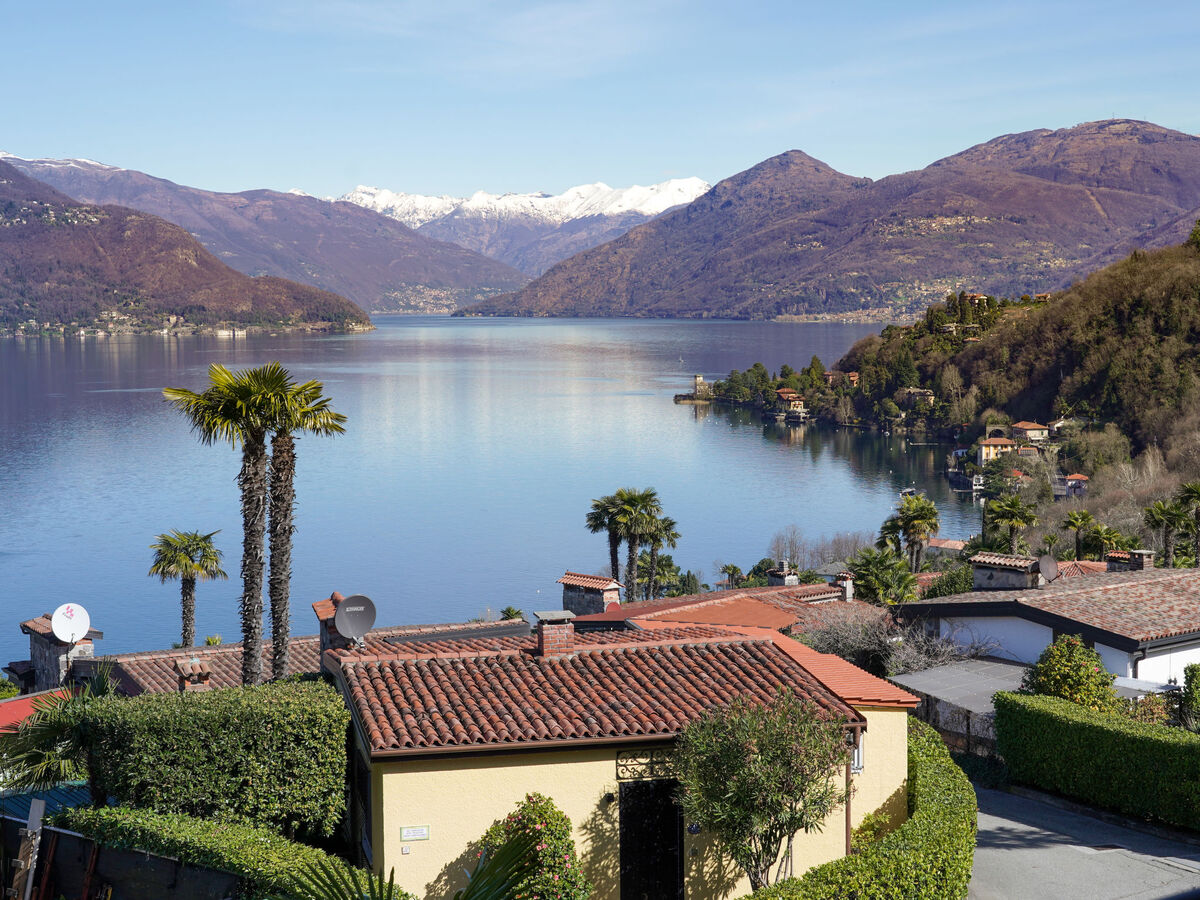 Studio vue lac à Brezzo di Bedero, balcon panoramique - Photo 4