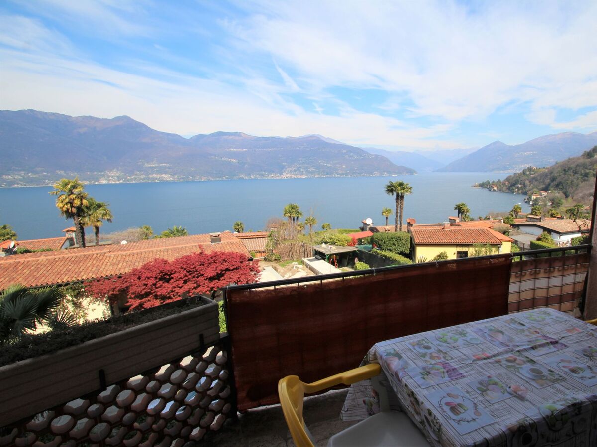 Studio vue lac à Brezzo di Bedero, balcon panoramique - Photo 18