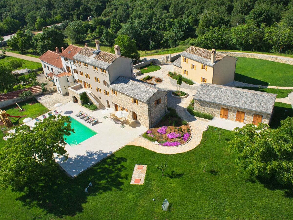 Poropati - Gîte 7 chambres, piscine privée à Groznjan - Photo 2