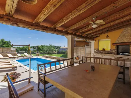Licardo, Location Maison 16 personnes à Štinjan - Photo 2