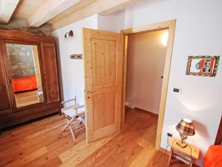 Appartement Cjasa Ustin, vue lac et montagnes à Barcis : photo 11