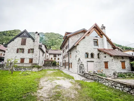 Appartement Cjasa Ustin, vue lac et montagnes à Barcis : photo 15