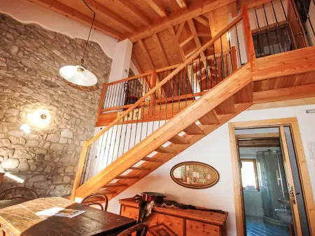 Appartement vue lac et montagnes, Albergo Diffuso Cjasa Ustin : photo 7