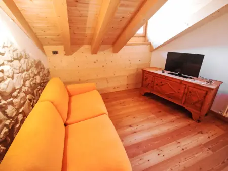Appartement vue lac et montagnes, Albergo Diffuso Cjasa Ustin : photo 8