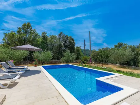 Maison Carla à Labin : piscine privée 7x4m et terrasse : photo 38