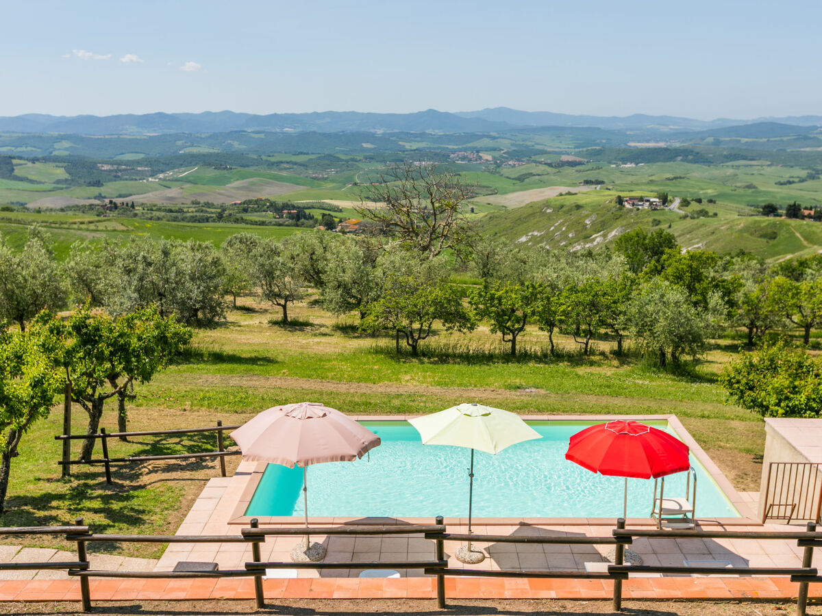 Podere Santa Lucia – Maison 5 chambres avec piscine - Photo 2