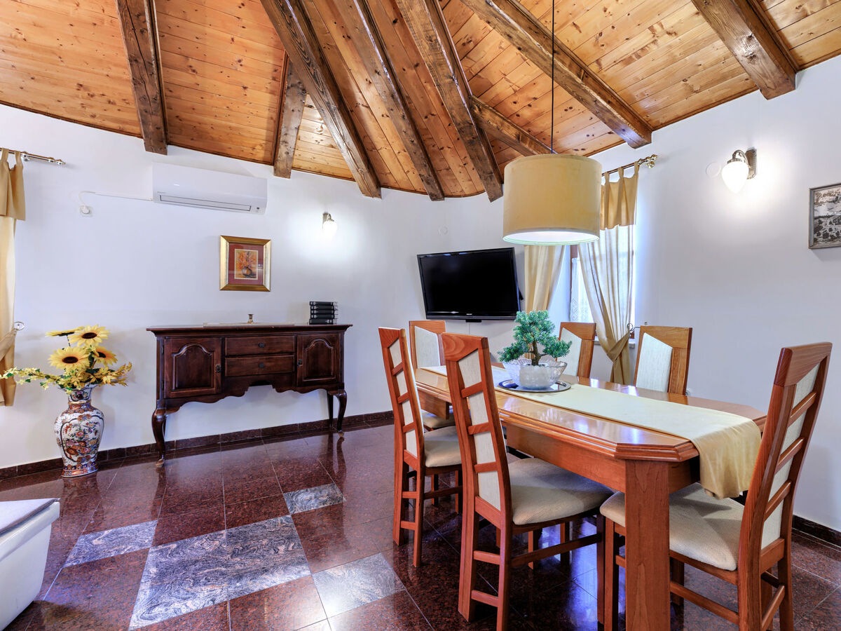 Rotonda, gîte 6 pers. à Labin avec piscine - Photo 6