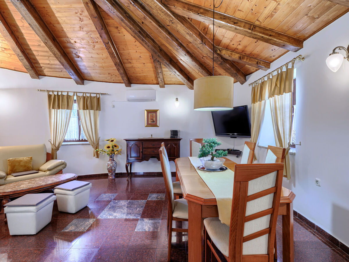 Rotonda, gîte 6 pers. à Labin avec piscine - Photo 8