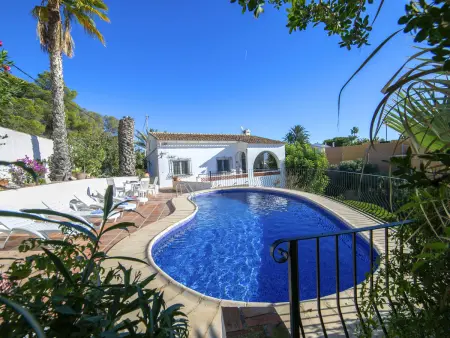 Villa Carolina, maison rustique avec vue sur la mer et le rocher de Calpe - Photo 7