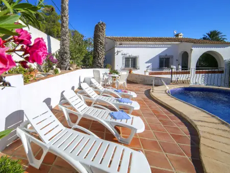 Villa Carolina, maison rustique avec vue sur la mer et le rocher de Calpe - Photo 8