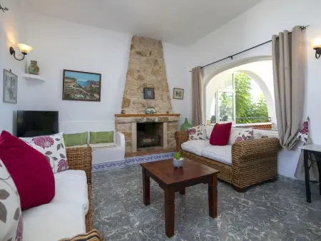 Villa Carolina, maison rustique avec vue sur la mer et le rocher de Calpe - Photo 9
