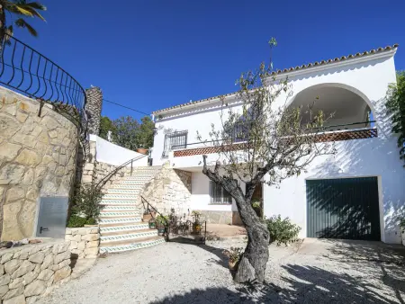 Villa Carolina, maison rustique avec vue sur la mer et le rocher de Calpe - Photo 21
