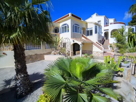 Casa Meluca, Maison rustique et chaleureuse à 600m de la plage - Photo 17