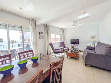 Appartement Giner à Benidorm, vue mer, 50m plage : photo 2