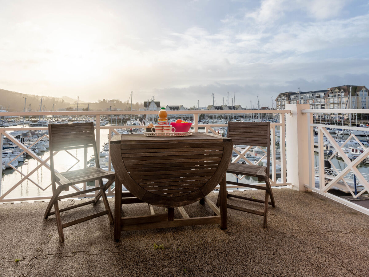 Appartement Le Manoir à Cabourg, vue sur le port - Photo 1