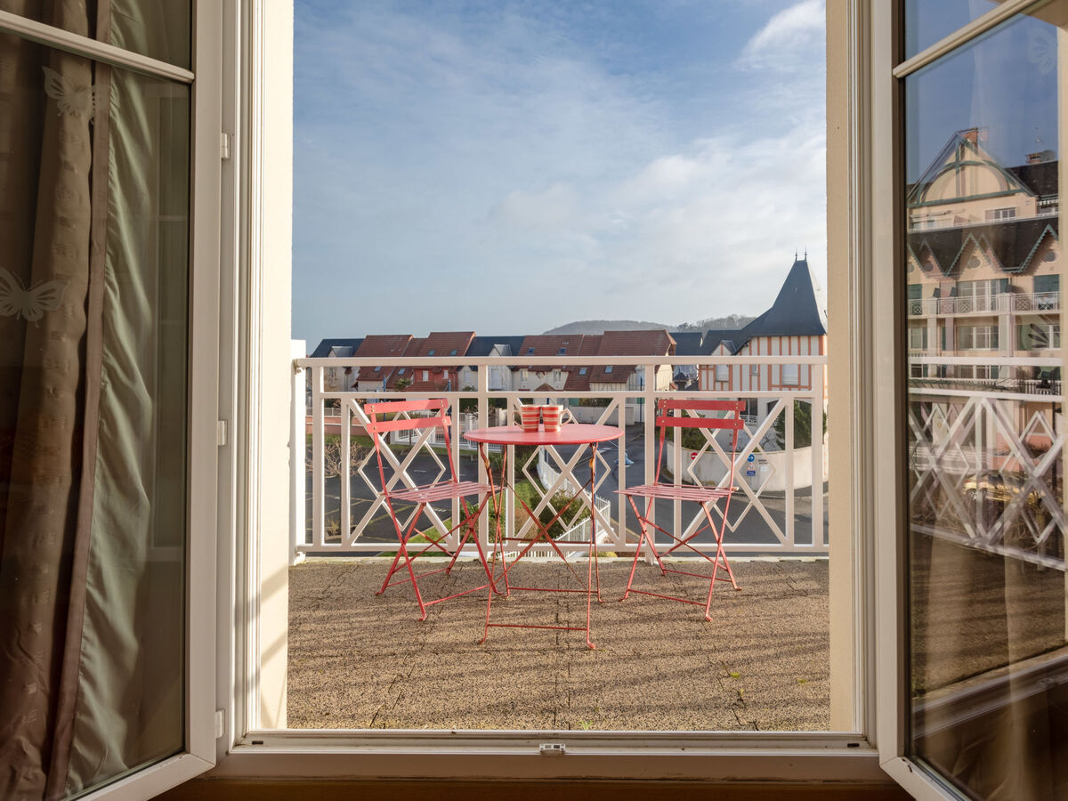 Appartement Le Manoir à Cabourg, vue sur le port - Photo 3
