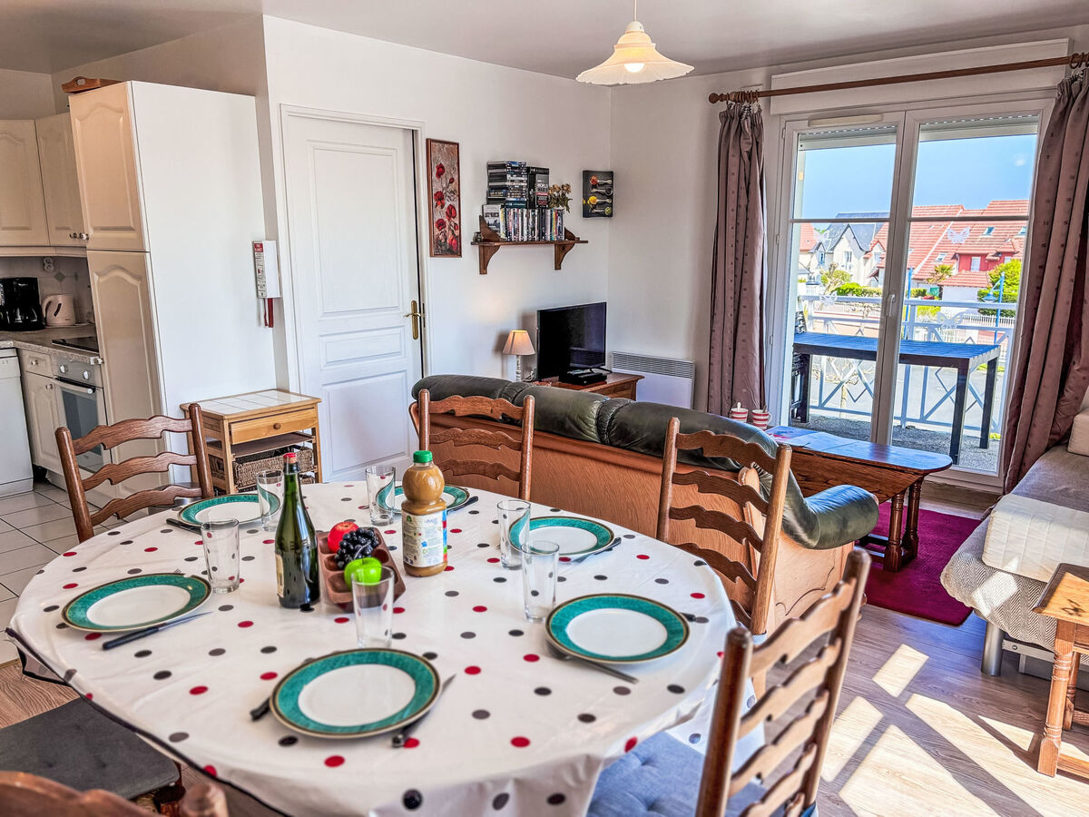 Appartement Le Manoir à Cabourg, vue sur le port - Photo 5