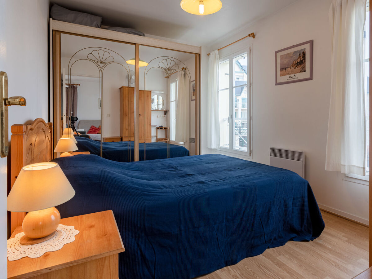 Appartement Le Manoir à Cabourg, vue sur le port - Photo 15
