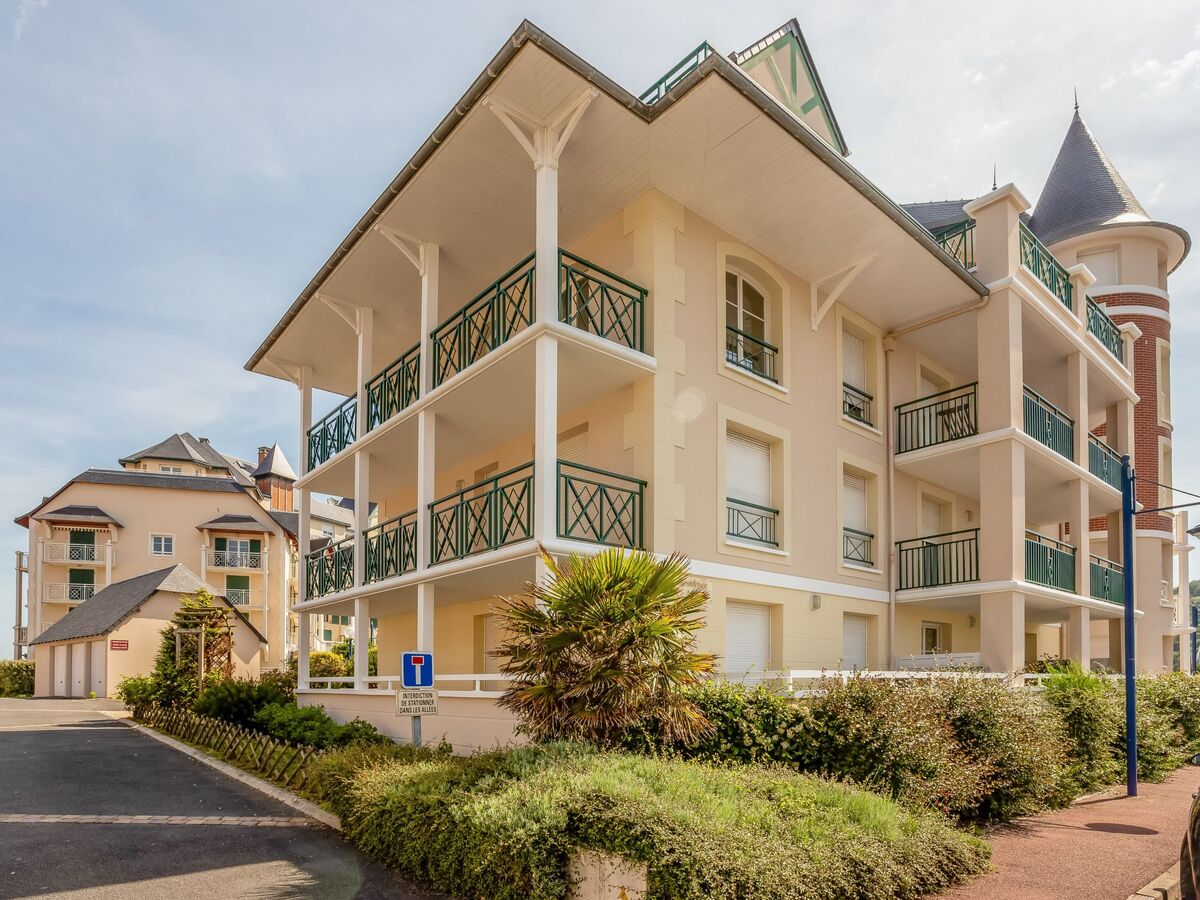 Appartement Le Manoir à Cabourg, vue sur le port - Photo 23