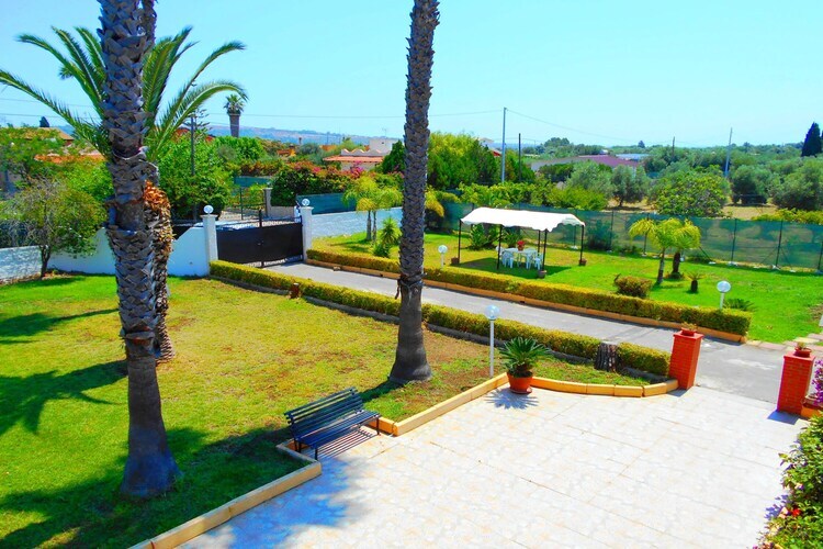 Villa Nuzzo à Siracusa : maison avec piscine et four à bois - Photo 28