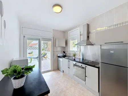 Maison Requesens - 3 chambres, piscine, 500 m plage : photo 4