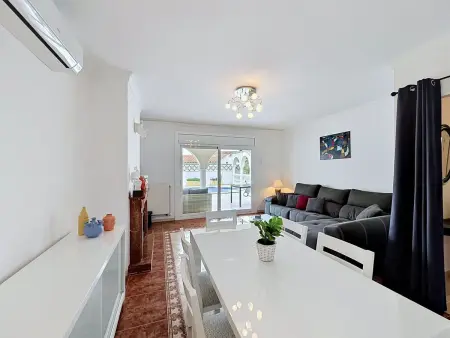 Maison Requesens - 3 chambres, piscine, 500 m plage : photo 7
