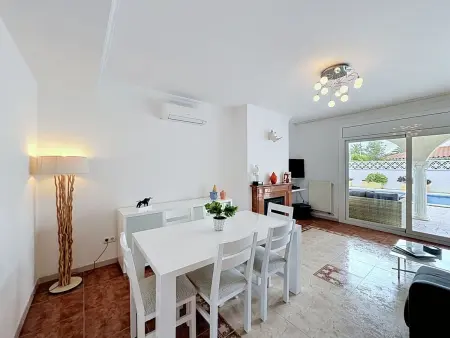 Maison Requesens - 3 chambres, piscine, 500 m plage : photo 9