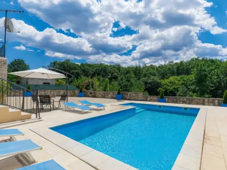 Maison Šterna avec piscine privée à Frankovići : photo 2