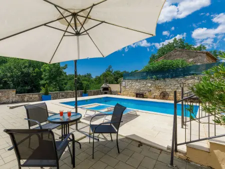 Maison Šterna avec piscine privée à Frankovići : photo 23