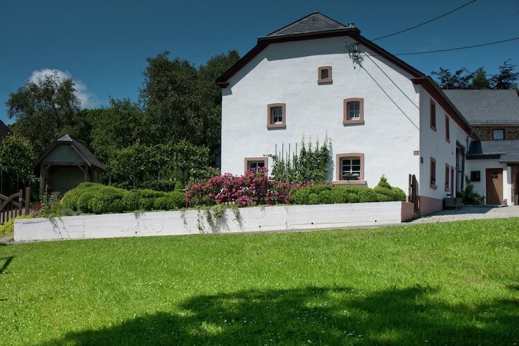 Maison Gastehaus à Büllingen, sauna et bien-être - Photo 1