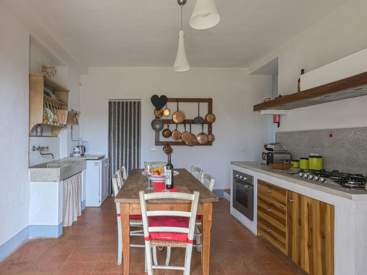 Gite Solaria à Ambra, maison de campagne avec piscine - Photo 14