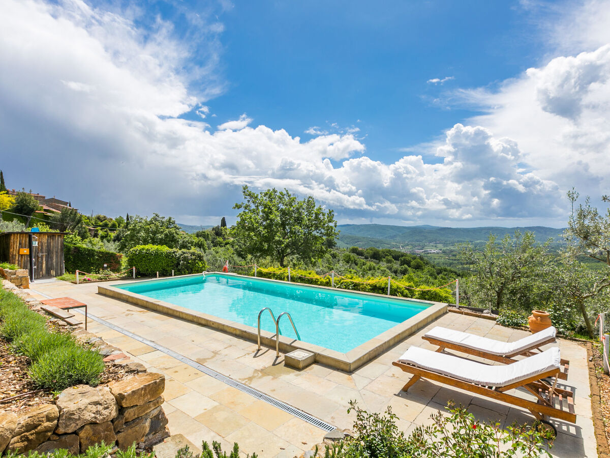 Gite Solaria à Ambra, maison de campagne avec piscine - Photo 48