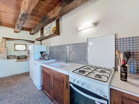 Le Petit Gîte, maison 80 m² avec jardin à Jayac : photo 6