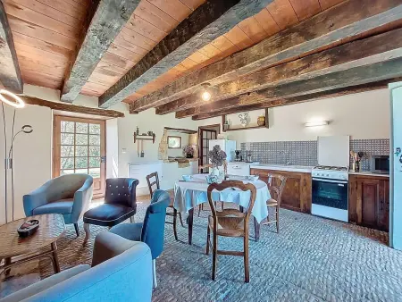 Le Petit Gîte, maison 80 m² avec jardin à Jayac : photo 8