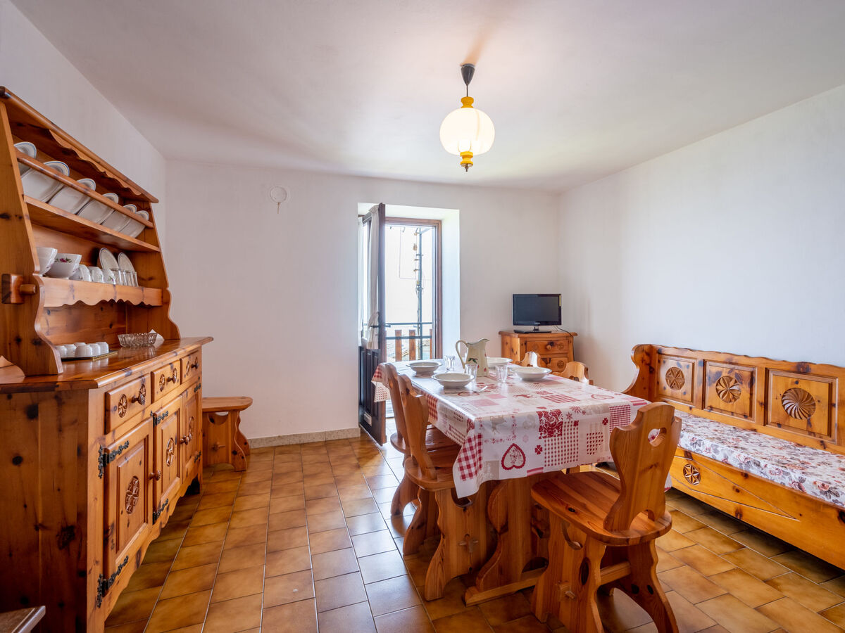 Appartement rustique à Vetan, 100 m² vue vallée et montagnes - Photo 7