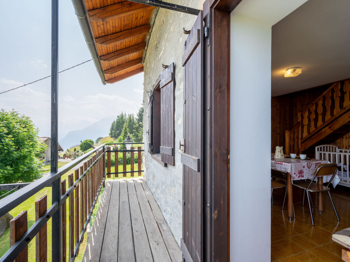 Appartement rustique à Vetan, 100 m² vue vallée et montagnes - Photo 12