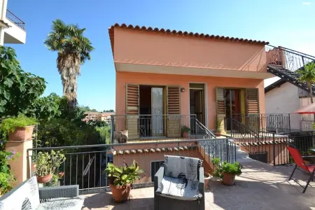 Casa con Terrazza à Giardini Naxos, 2 chambres