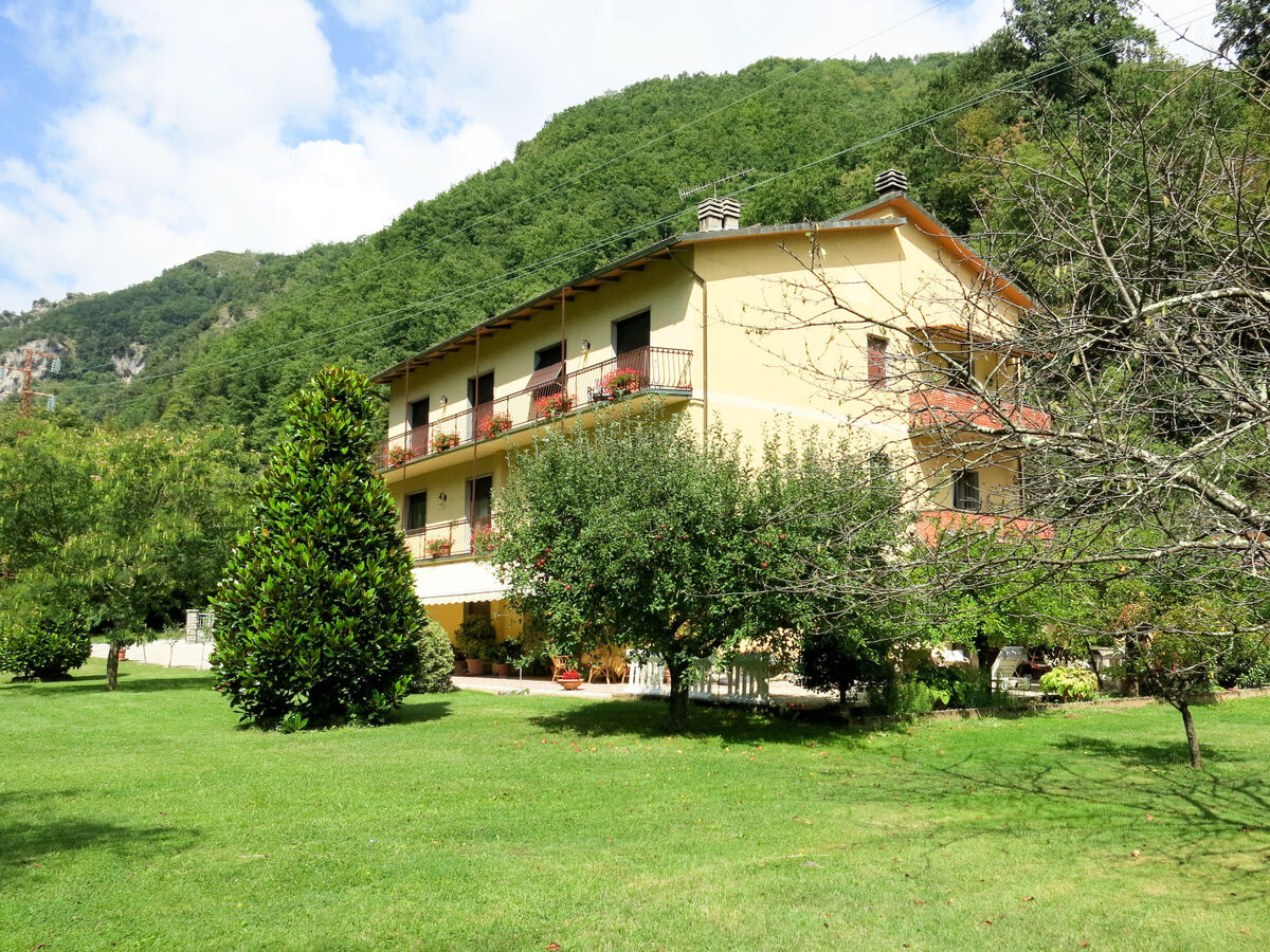 Natalie, appartement 6 pers. avec piscine à Bagni di Lucca - Photo 3