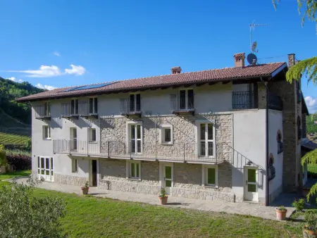 Location gite de vacances à Loazzolo
